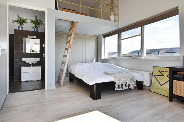 photo 60 Juttepeer 35