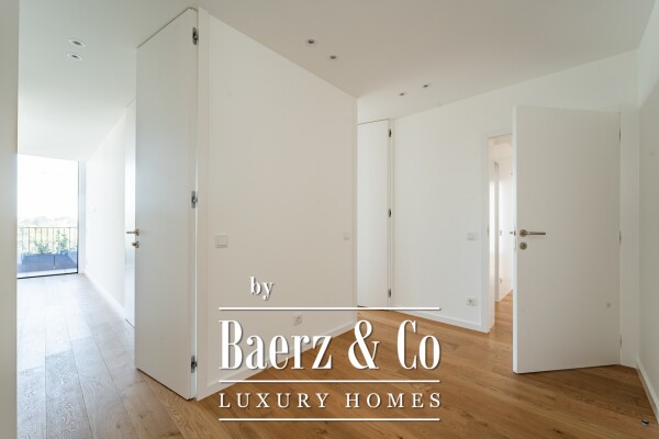 photo 9 4-bedroom Penthouse with stunning sea and river