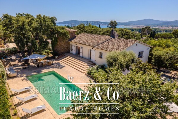 photo 1 Grimaud, France