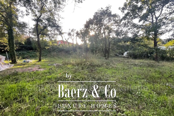 photo 5 Grimaud, France