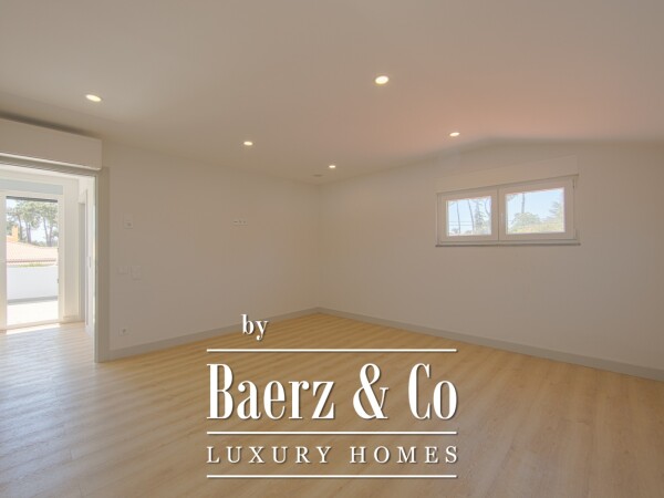 photo 18 Exceptional property between ocean and golf a few steps from Lisbon