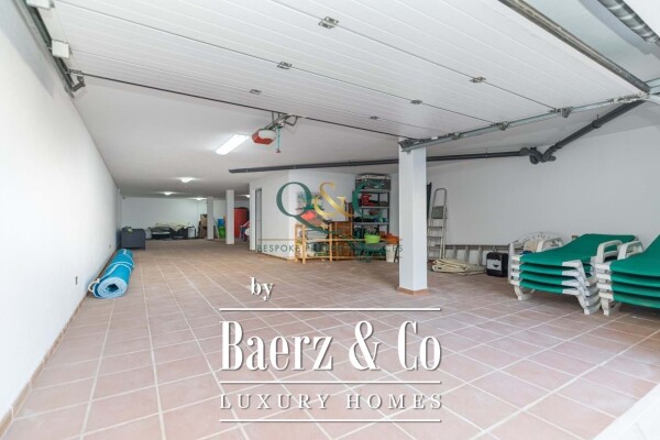 photo 17 Beautiful luxury home in Quarteira, Quarteira