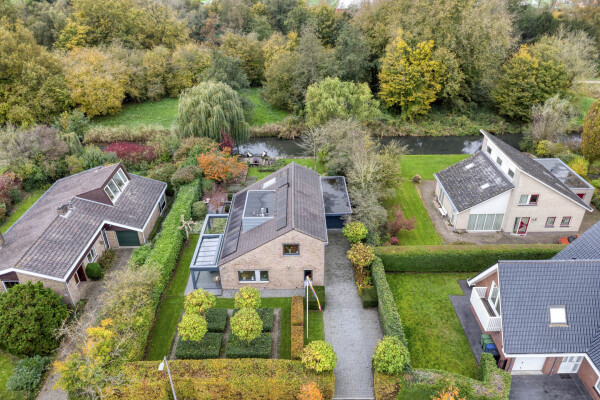 photo 54 Van de Veldelaan 958