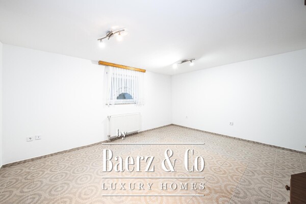 photo 16 Zagreb, Gračani, beautiful three-storey five-bedroom apartment with a garden, 278.66 m2