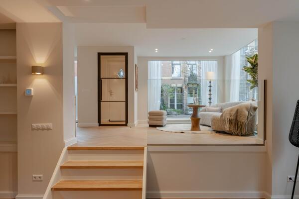 photo 9 Eerste Helmersstraat 34