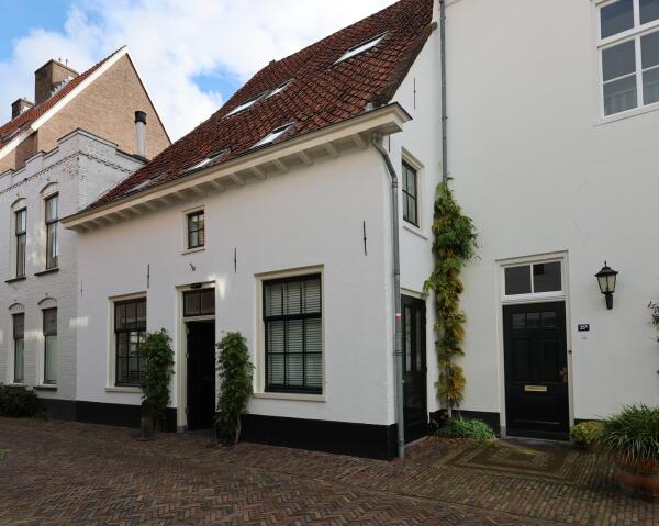 photo 3 Muurhuizen 37