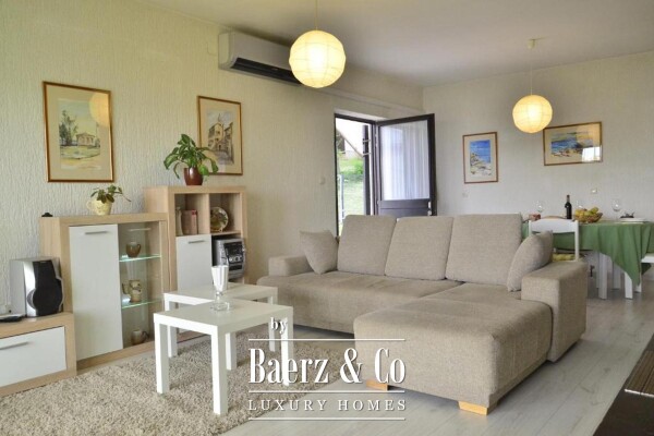 photo 2 Crikvenica, house with 8 apartments and a pool, 500 m from the sea, excellent investment