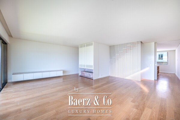 photo 13 4 bedroom villa with garden and parking in Alcântara, Lisbon