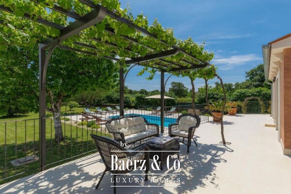 photo 30 Istria, Rovinj, a beautiful house on a large plot with a guest house and a swimming pool