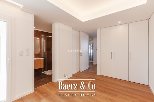 photo 5 Beautiful luxury home in Carcavelos e Parede, Parede