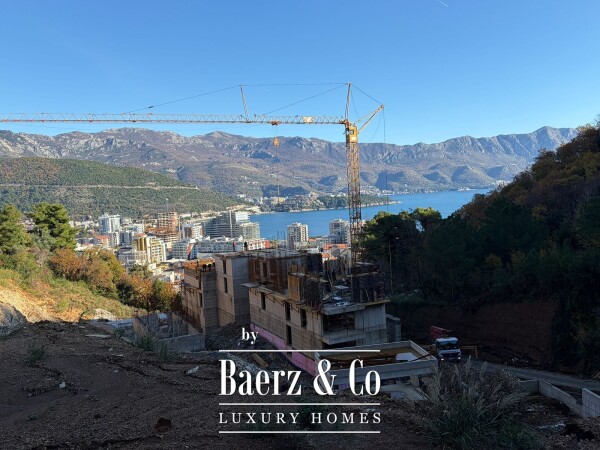 photo 20 Penthouse in Budva in a New Project