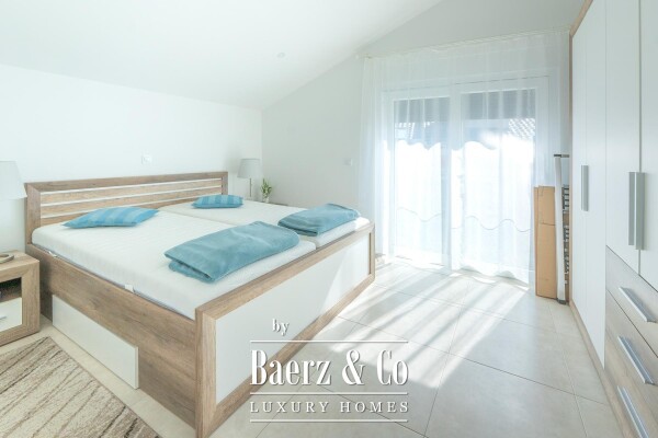 photo 15 Zadar, Bibinje, two-bedroom apartment with impressive views, first row to the sea