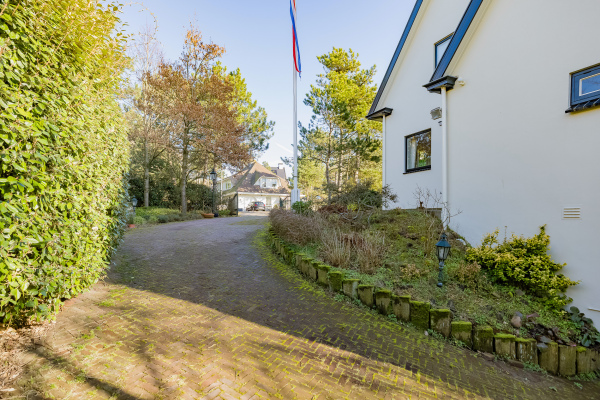 photo 77 Beethovenweg 50