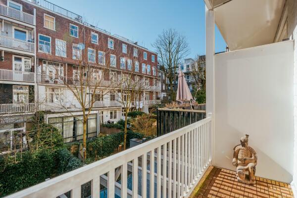 photo 25 Tweede Helmersstraat 87 H