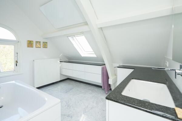 photo 26 Hezelstraat 17