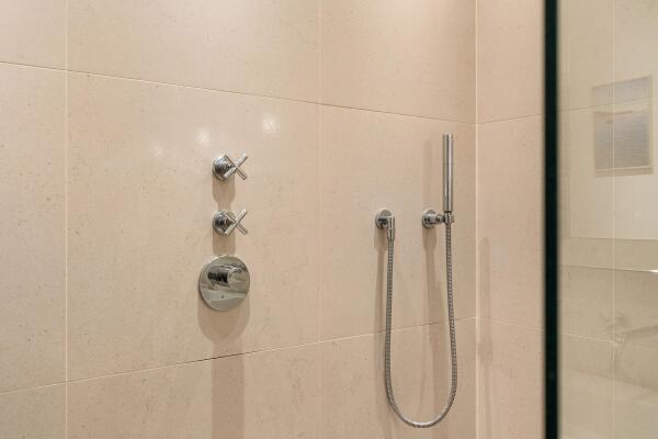 photo 37 Minervaplein 36 5