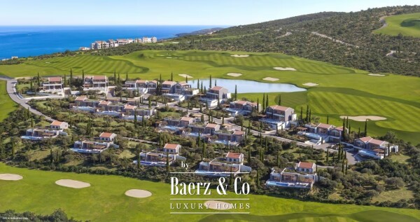 photo 5 Beautiful Golf Villa with a Panoramic Sea View in Montenegro