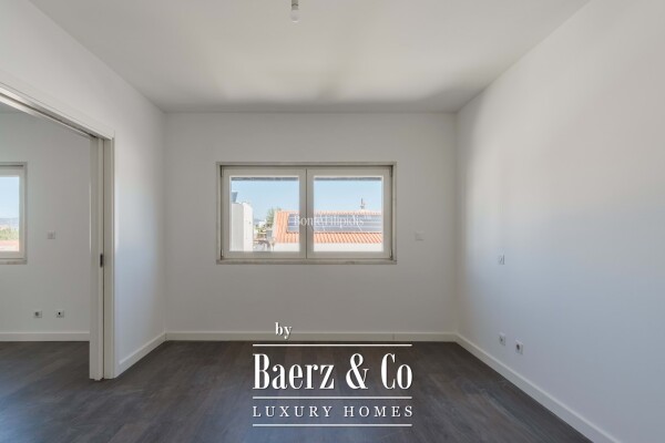 photo 34 Beautiful luxury home in São Domingos de Rana, Tires