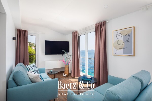 photo 6 Omiš, Stanići, exclusive villa first row to the sea