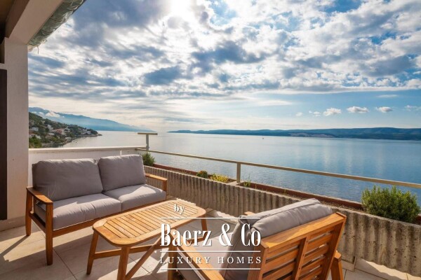 photo 26 Omiš, Stanići, exclusive villa first row to the sea