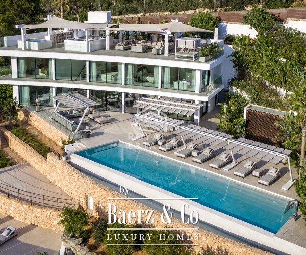 photo 2 Beautiful luxury home in Roca Llisa