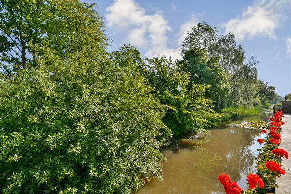 photo 27 Harpoenier 70