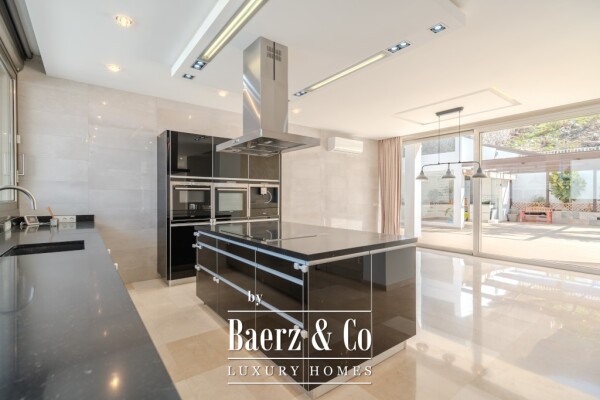 photo 22 VERY SPACIOUS 5 BEDROOM VILLA IN ROQUE DEL CONDE