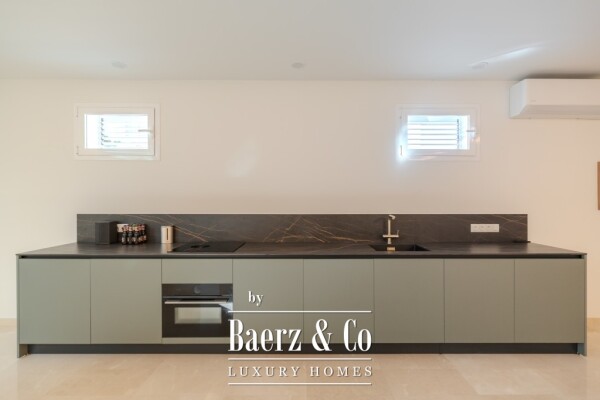 photo 79 VERY SPACIOUS 5 BEDROOM VILLA IN ROQUE DEL CONDE