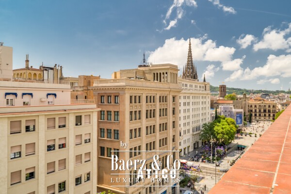 photo 9 Penthouse for sale in Ciutat Vella