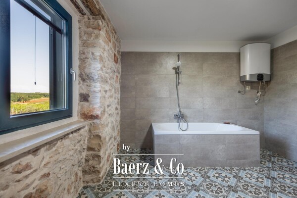 photo 29 Istria, Umag, authentic Istrian stone house 260 m², surrounded by greenery, 1349 m² garden