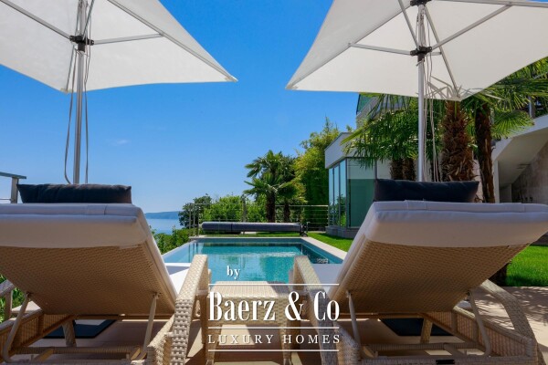 photo 8 Opatija, Oprić, exclusive villa of 375 m² with panoramic views, swimming pool and sauna