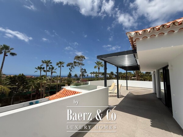 photo 26 Beautiful villa in Adeje, Tenerife south