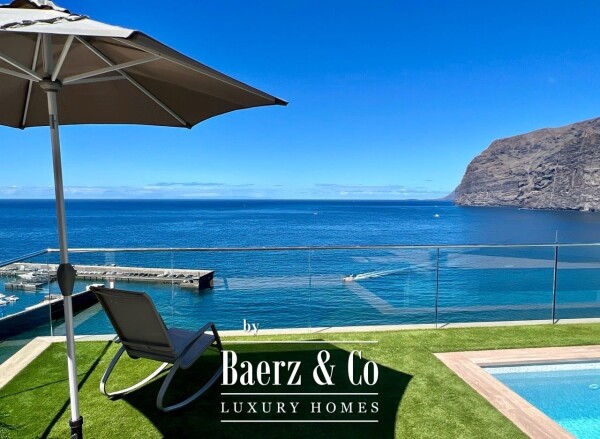 photo 41 Magnificent luxury villa on the seafront