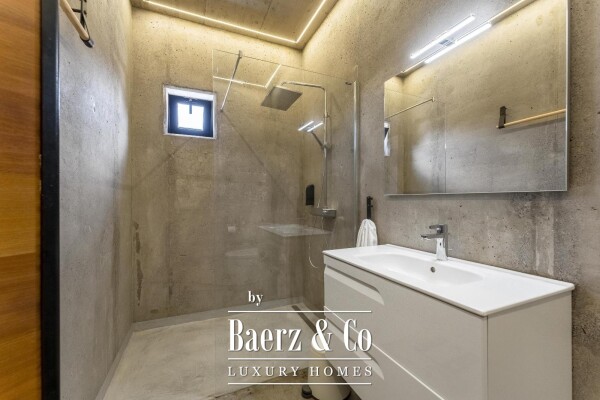 photo 17 Exceptional luxury villa in Adeje