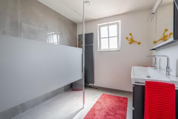 photo 17 Schoolstraat 153
