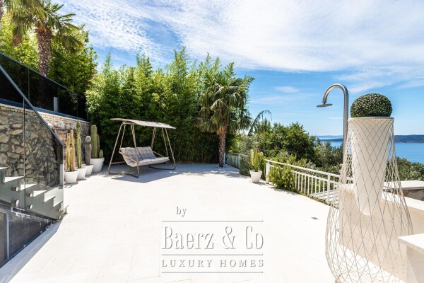 photo 9 Brela, unique stone villa with a panoramic view and a swimming pool