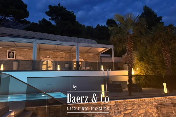 photo 21 Brela, unique stone villa with a panoramic view and a swimming pool