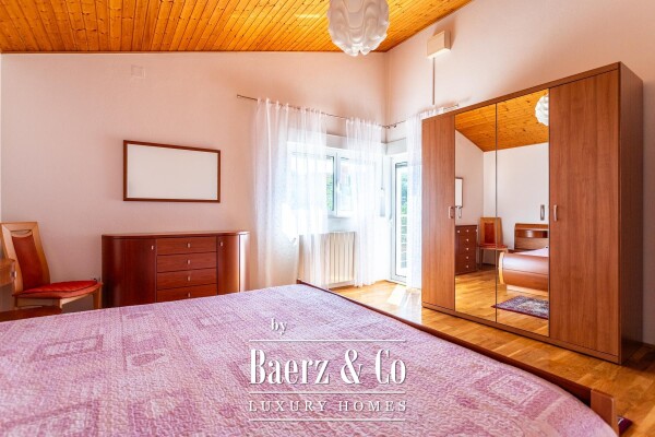 photo 12 Split, Kamen, a detached house with a total gross area of 492 m²