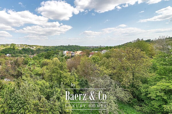 photo 15 Zagreb, Bijenik, luxury villa 376.92 m² on a plot of 1,400 m², open view