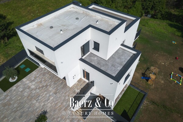 photo 34 Zagreb, Bijenik, luxury villa 376.92 m² on a plot of 1,400 m², open view