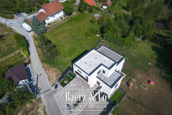 photo 35 Zagreb, Bijenik, luxury villa 376.92 m² on a plot of 1,400 m², open view