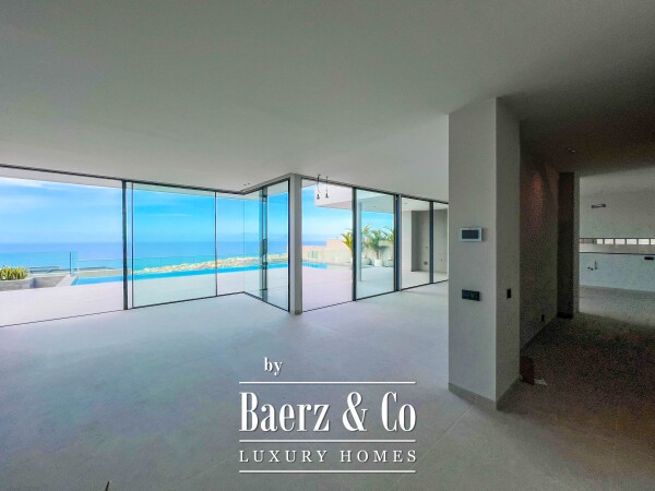 photo 5 Exclusive contemporary villa with breathtaking views