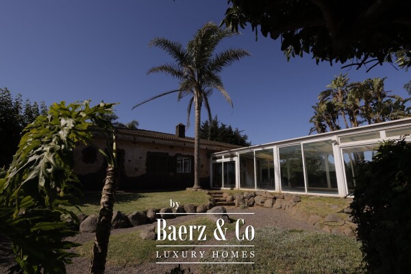 photo 28 Exclusive country house with an indoor swimming pool in La Esperanza