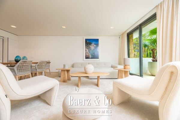 photo 2 Beautiful luxury home in Figueretas, Figueretas