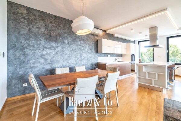 photo 5 Zagreb, Maksimir Beautiful Three-Bedroom Apartment with Open Views, Two Garage Parking Spaces