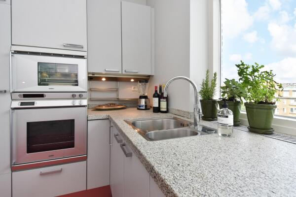 photo 18 Ruychrocklaan 452