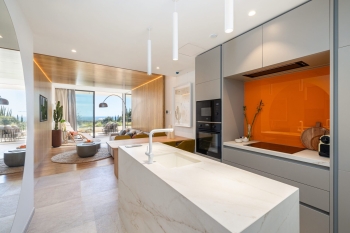 Luxury Sky Villa with Panoramic Sea Views