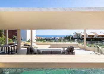Luxury Sky Villa with Panoramic Sea Views