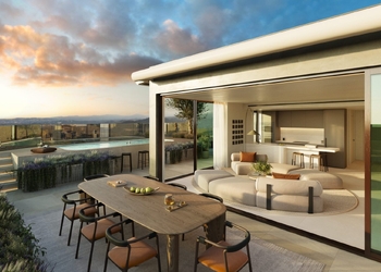 Luxury Sky Penthouse with Private Solarium and Sea Views