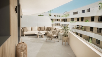 Penthouse with efficient layout and dual terraces